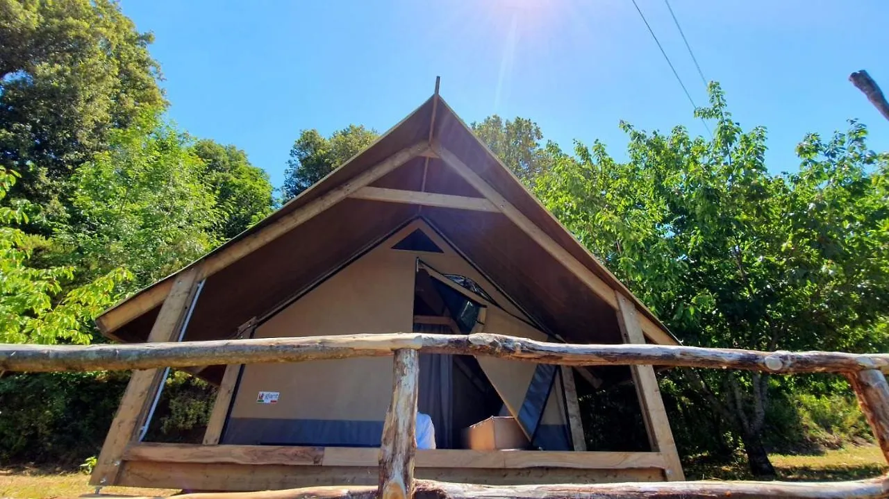 Luxe tent Agricamping La Gallinella Castagneto Carducci